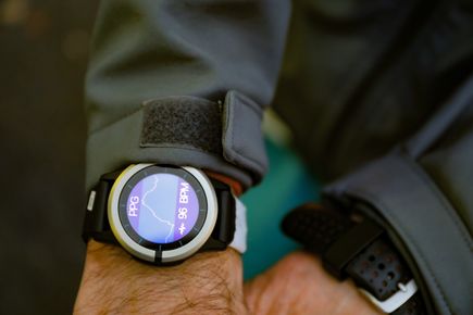 taste of the Suicidal Hi−Technology OHSU partners with semiconductor company to develop smartwatch